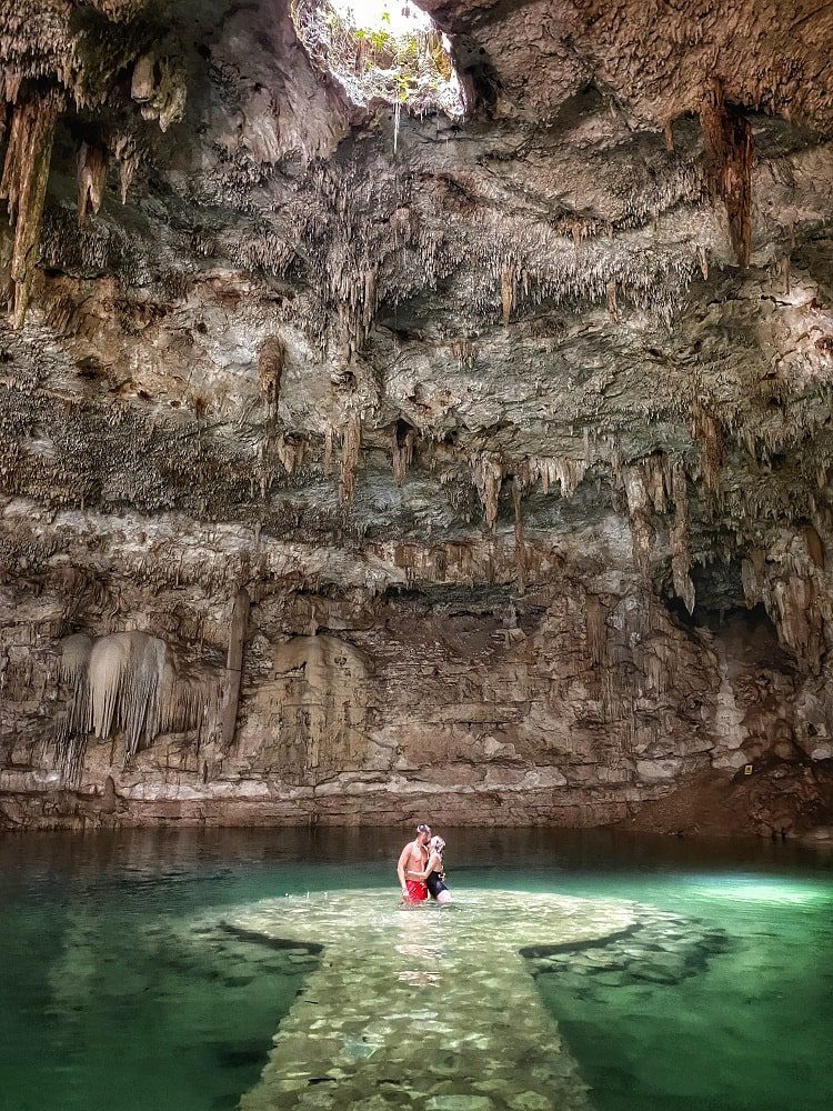 Cenote Suytun - Travel Couple