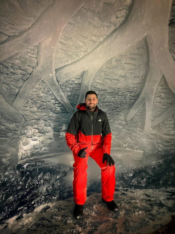 Grotte de glace - Que faire aux 2 Alpes en hiver ?