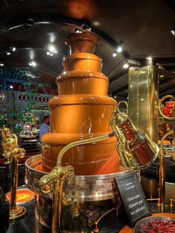 Les Grands Buffets de Narbonne - Fontaine de chocolat