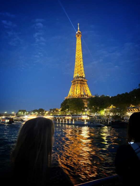 Snapseed(2)– Que faire à Paris en couple ou entre amis : Balade en bateau